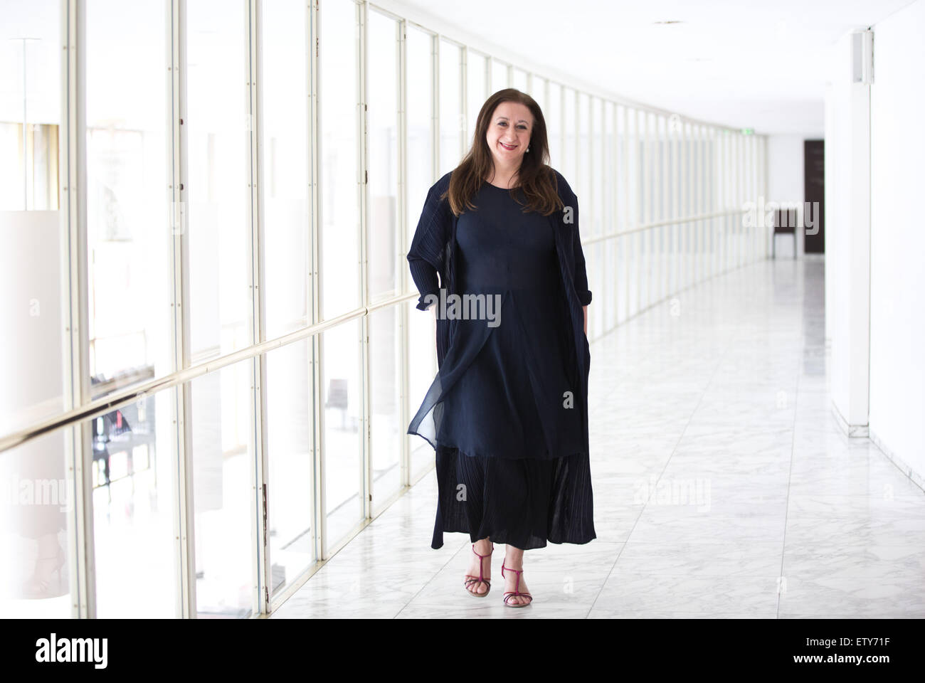 Simone young Fotos und Bildmaterial in hoher Auflösung Alamy