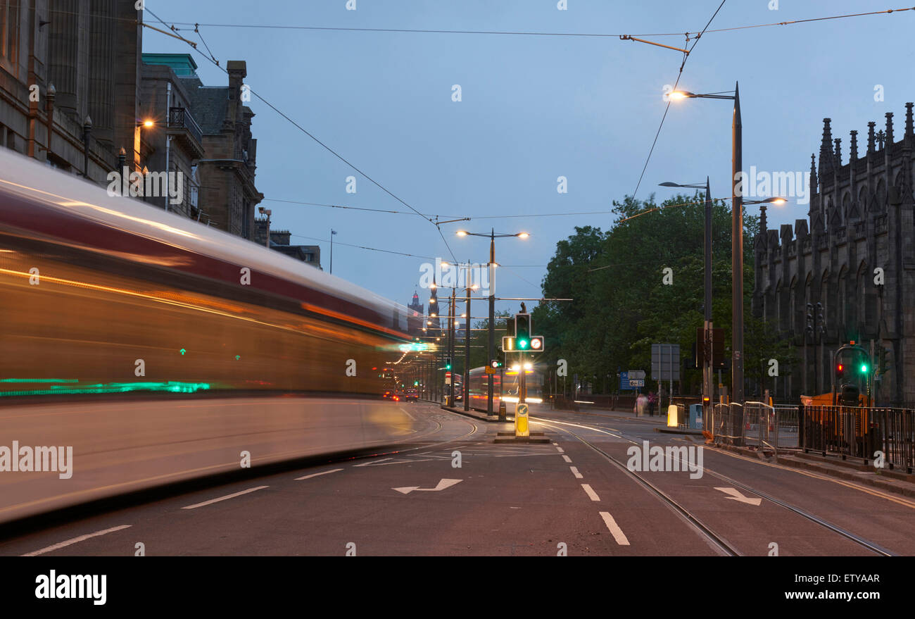 Edinburgh-Transport, Straßenbahnen auf Princes Street, Edinburgh Schottland Stockfoto