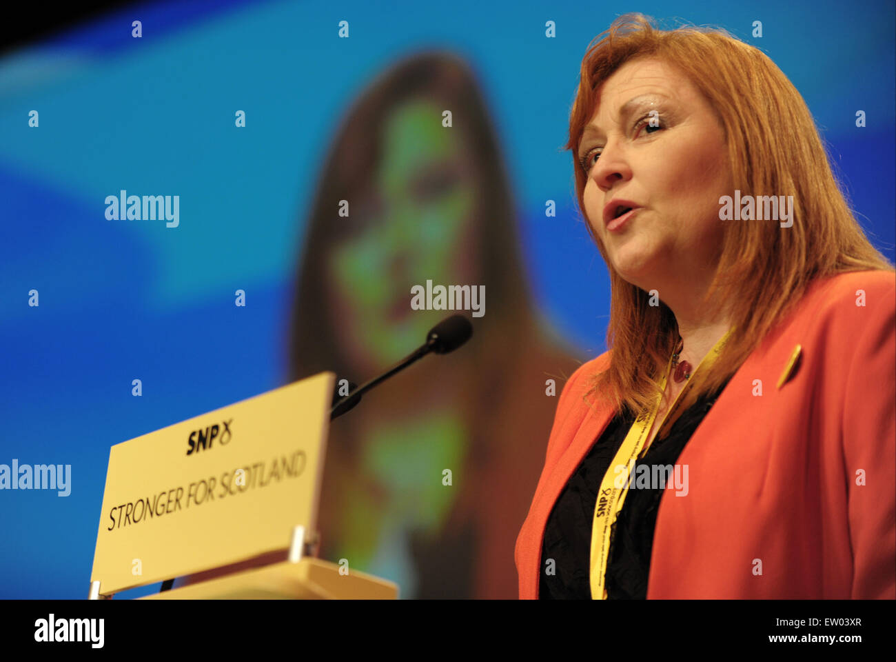 Die Scottish National Party anlässlich ihrer Frühjahrstagung SECC in Glasgow vor den allgemeinen Wahlen am 7. Mai mit 3.000 Teilnehmern.  Mitwirkende: Emma Harper wo: Glasgow, Vereinigtes Königreich bei: 28. März 2015 Stockfoto