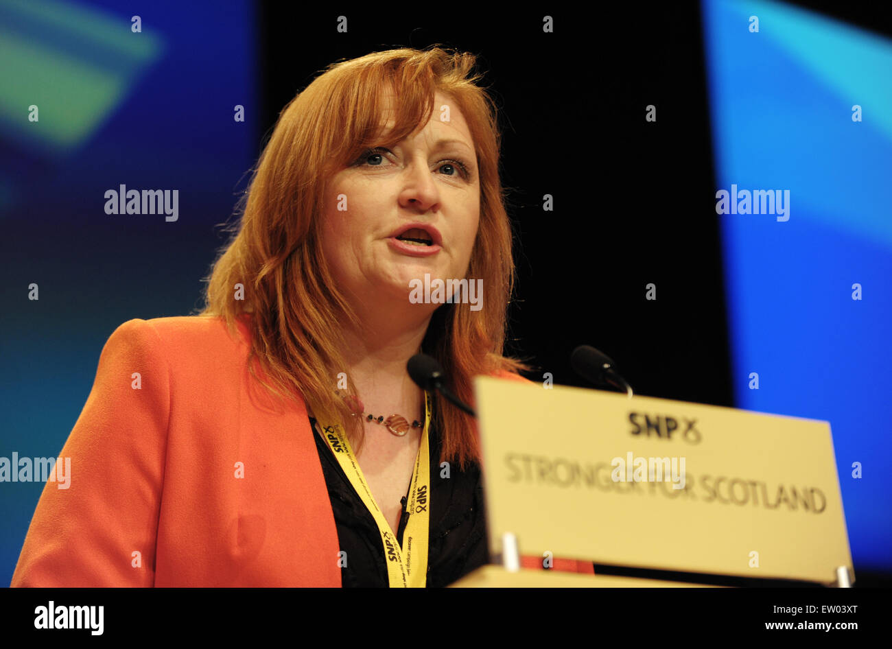 Die Scottish National Party anlässlich ihrer Frühjahrstagung SECC in Glasgow vor den allgemeinen Wahlen am 7. Mai mit 3.000 Teilnehmern.  Mitwirkende: Emma Harper wo: Glasgow, Vereinigtes Königreich bei: 28. März 2015 Stockfoto