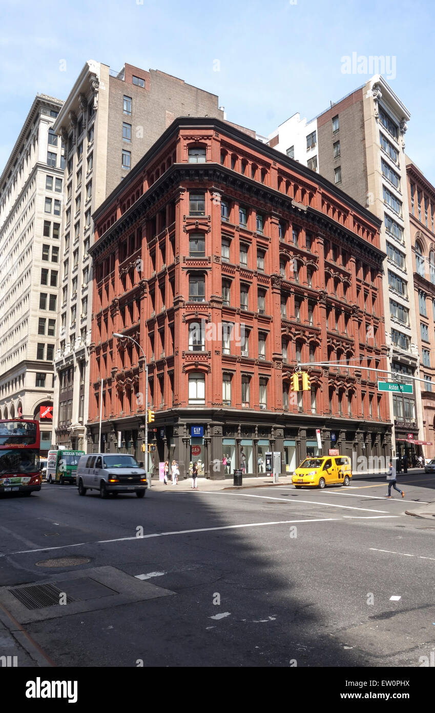 GAP-Store im Astor Place, East Village, Manhattan, New York City, USA. Stockfoto