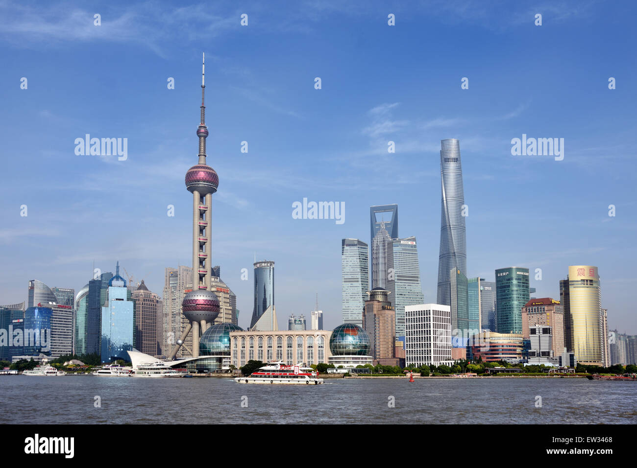 Shanghai Pudong Stadt Skyline Oriental Pearl TV Tower, Jin Mao Tower, World Financial Center, Huangpu River China Stockfoto