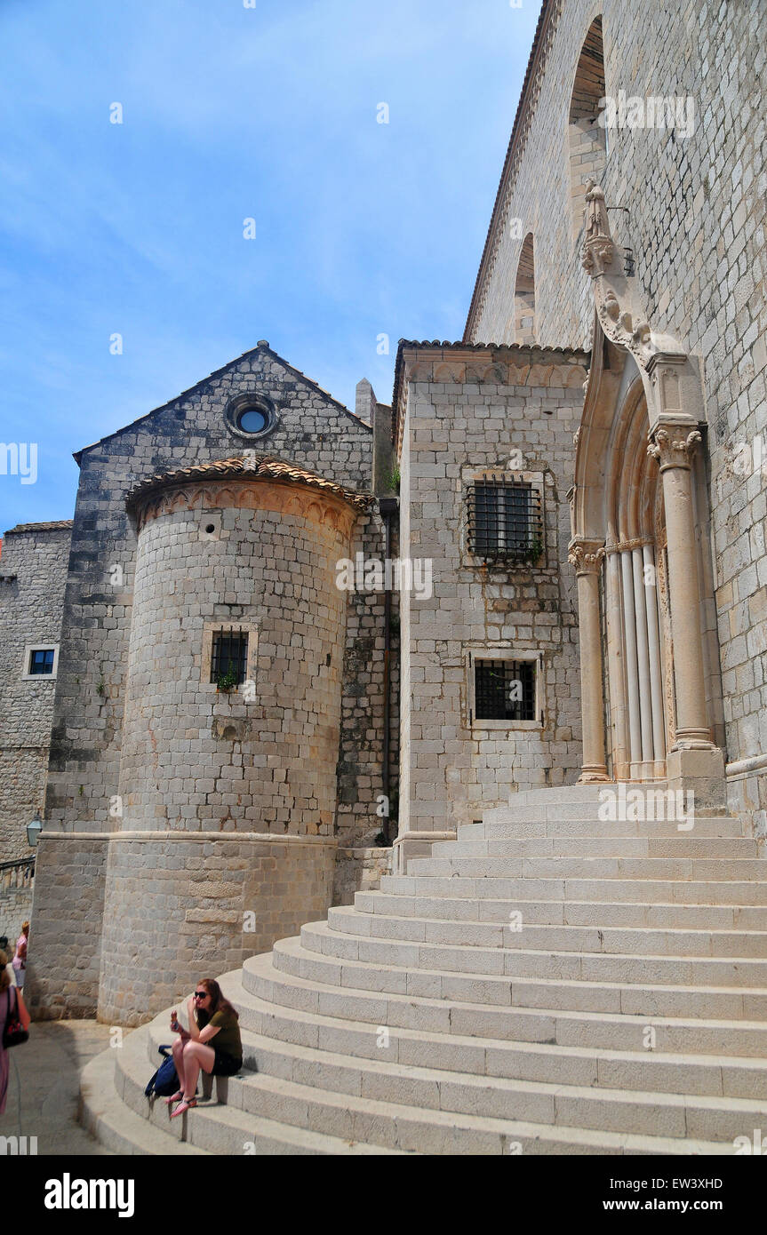 In der Altstadt von Dubrovnik gibt es viel zu sehen, entlang der Wände, die Küste und die engen Gassen innerhalb. Stockfoto
