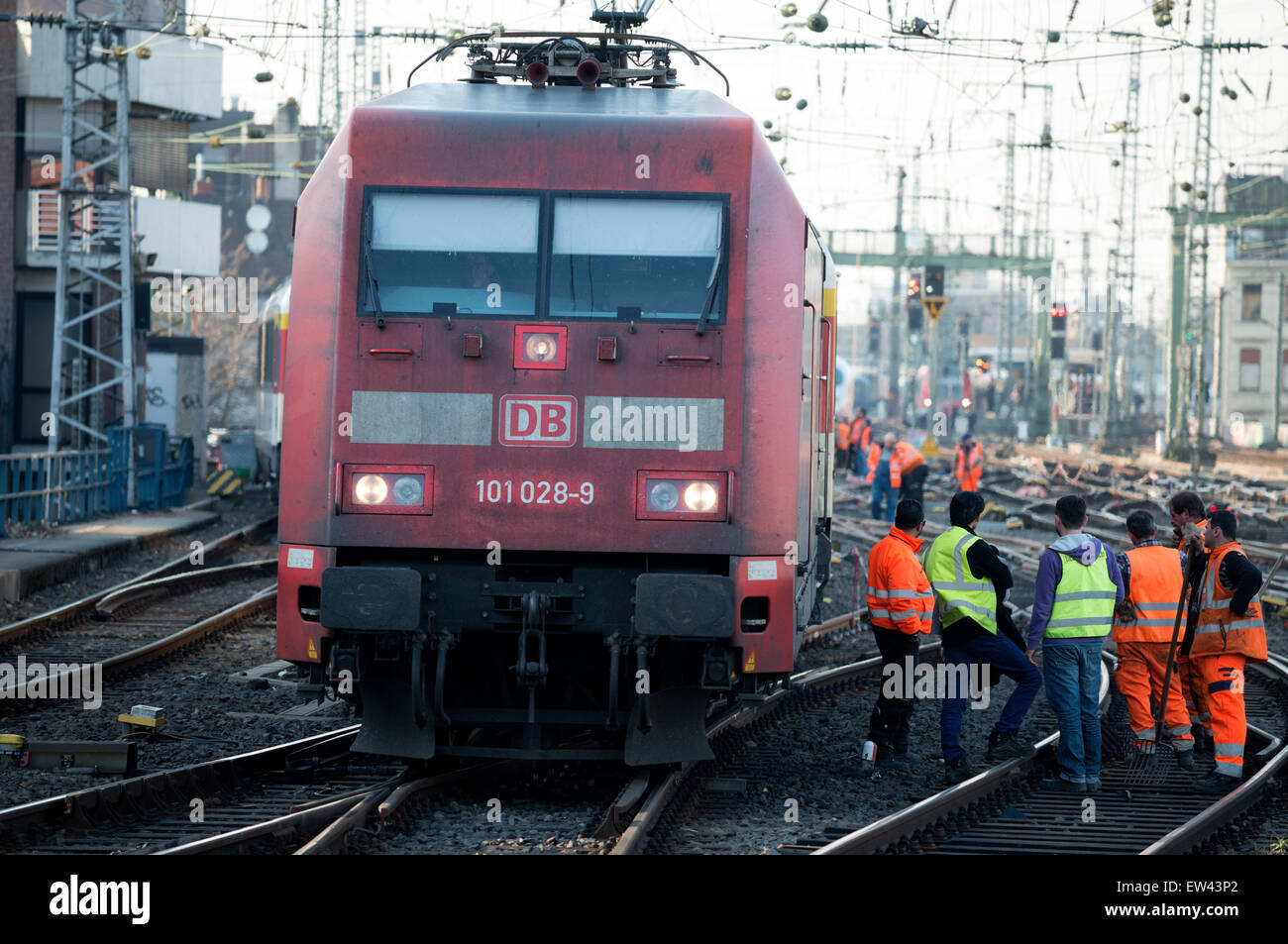 Schiene Wartung Eisenbahner, Köln. Stockfoto