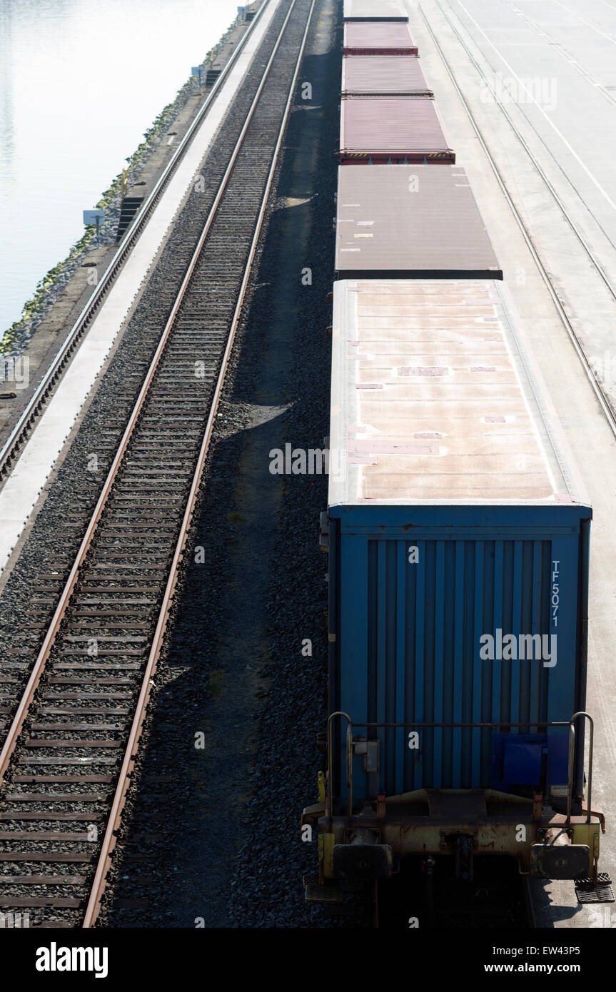 Niehl 1 Schiene Schreck Containerhafen, Köln, Nordrhein-Westfalen, Deutschland. Stockfoto