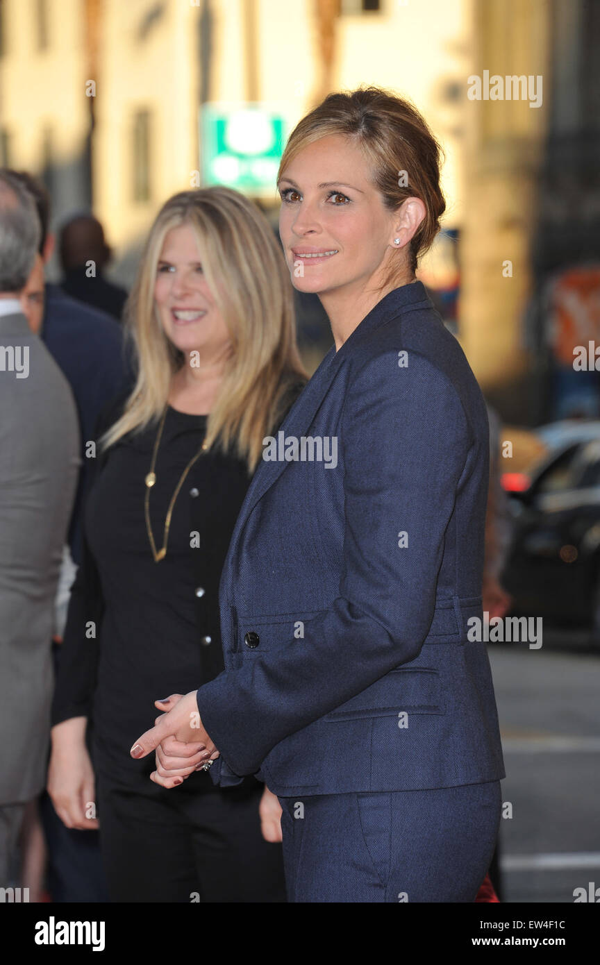 LOS ANGELES, CA - 27. Juni 2011: Julia Roberts bei der Weltpremiere ihres neuen Films "Larry Crowne" in Grauman Chinese Theatre in Hollywood. Stockfoto