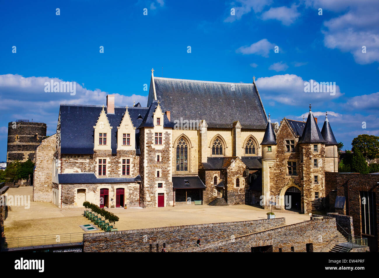 Frankreich, Maine-et-Loire, Angers, Kapelle und Königshaus in der Burg von Saint Louis gebaut Stockfoto