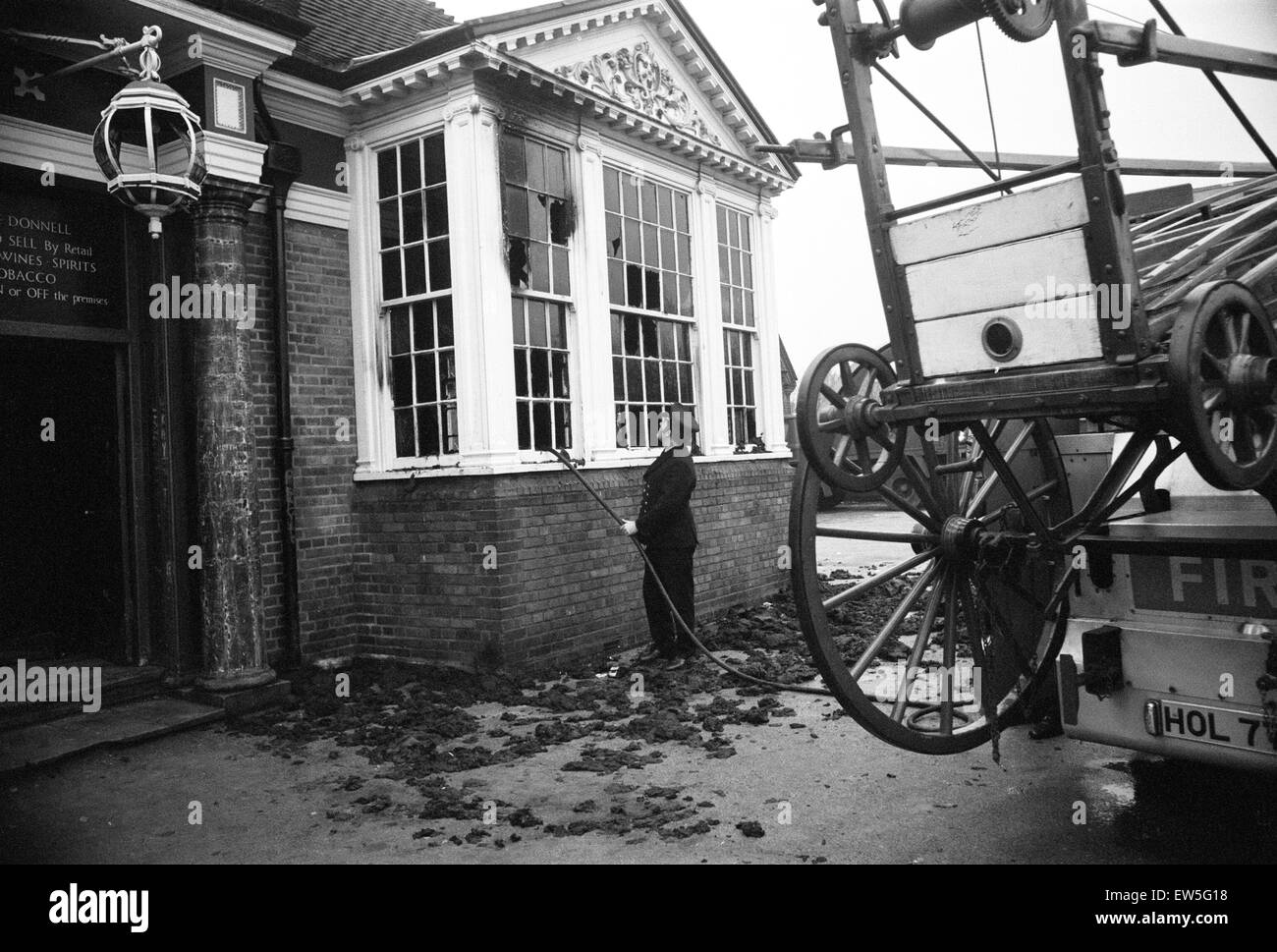 Die Bombenangriffe auf Birmingham Pub fand am Donnerstag, 21. November 1974 und der Provisional IRA zugeschrieben wurden. Die Geräte wurden in zwei zentralen Birmingham Kneipen: Mulberry Bush am Fuße der Rotunde und der Taverne in der Stadt, einen Keller Stockfoto