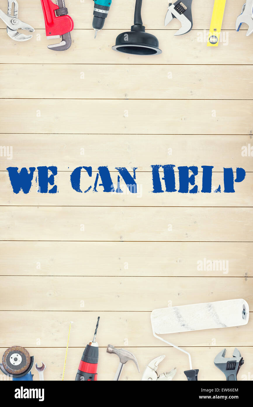 Wir helfen gegen Werkzeuge auf hölzernen Hintergrund Stockfoto