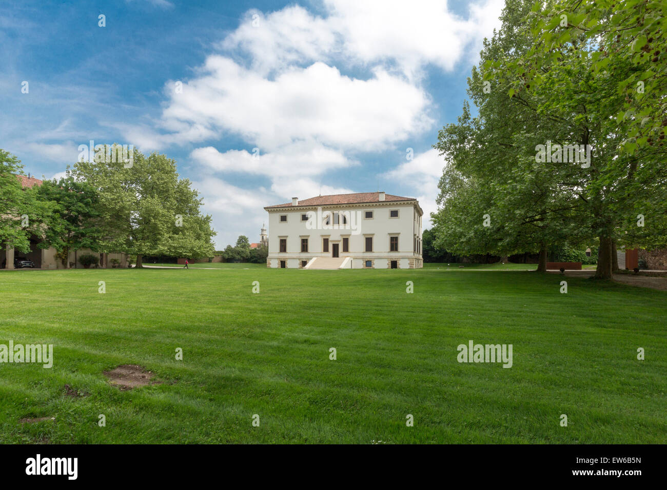 Die Villa Pisani Bonetti ist eine Patriziervilla, entworfen von Andrea Palladio, befindet sich in Bagnolo, einem Weiler in der Comune Lonigo in der Region Venetien in Italien. Stockfoto