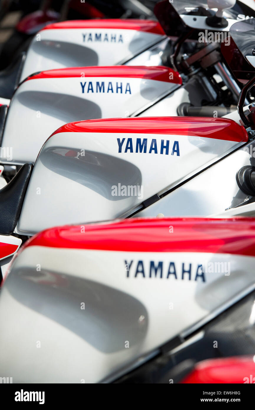 Yamaha Motorrad in einer Linie. Sport-Motorrad-detail Stockfoto