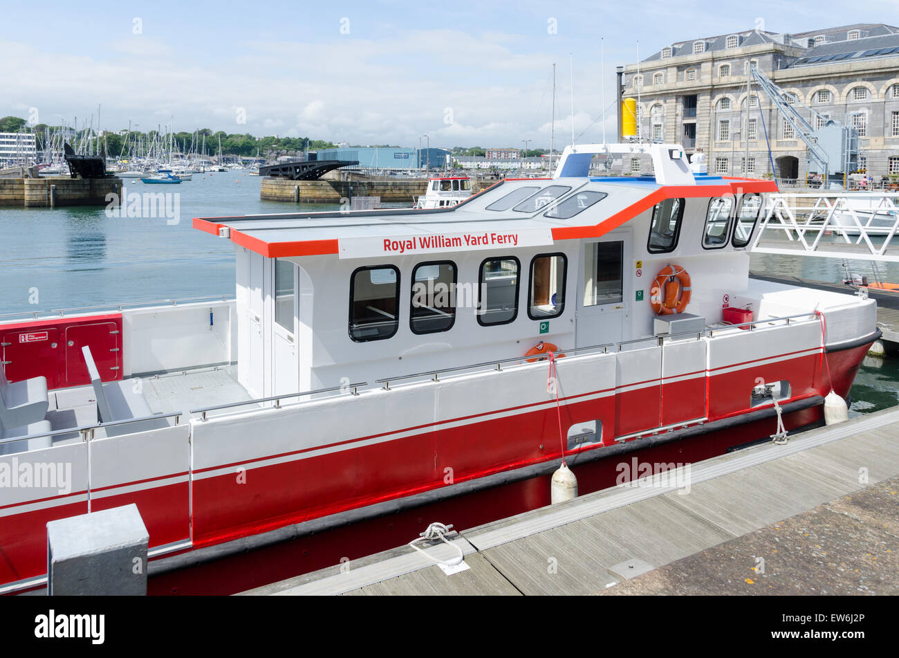 Royal William Hof Fähre vertäut im dock Stockfoto