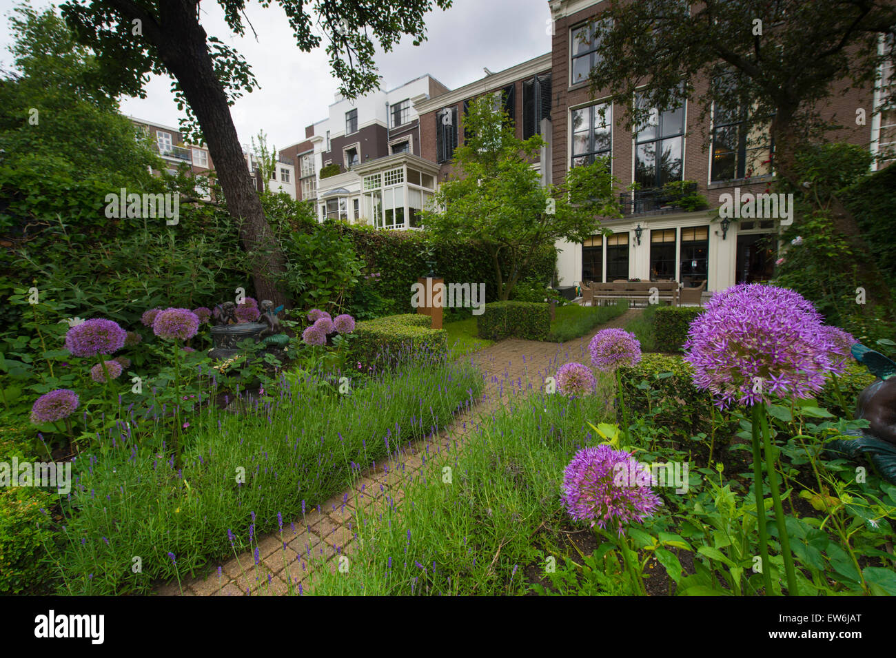 Amsterdam, Niederlande, 18. Juni 2015: die formalen Gärten ...