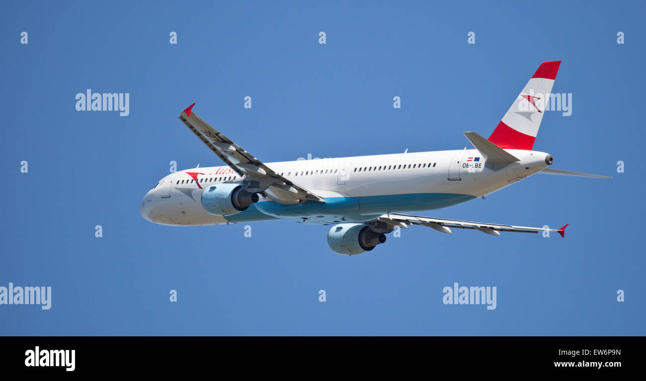 Austrian Airlines Airbus a321 OE-LBE Abfahrt Flughafen London-Heathrow LHR Stockfoto