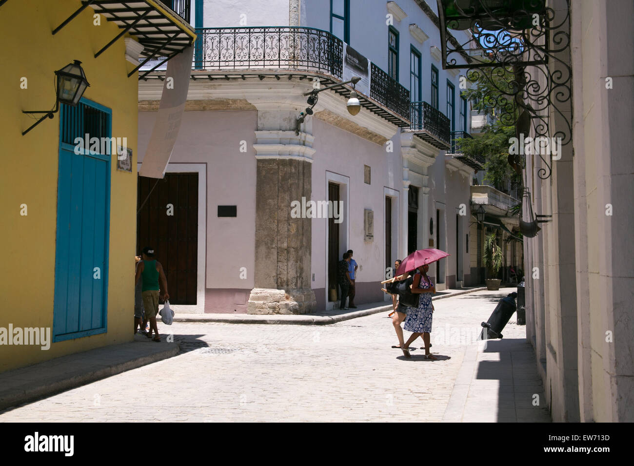 Calle De La Obra Pia in Alt-Havanna, Kuba. Stockfoto