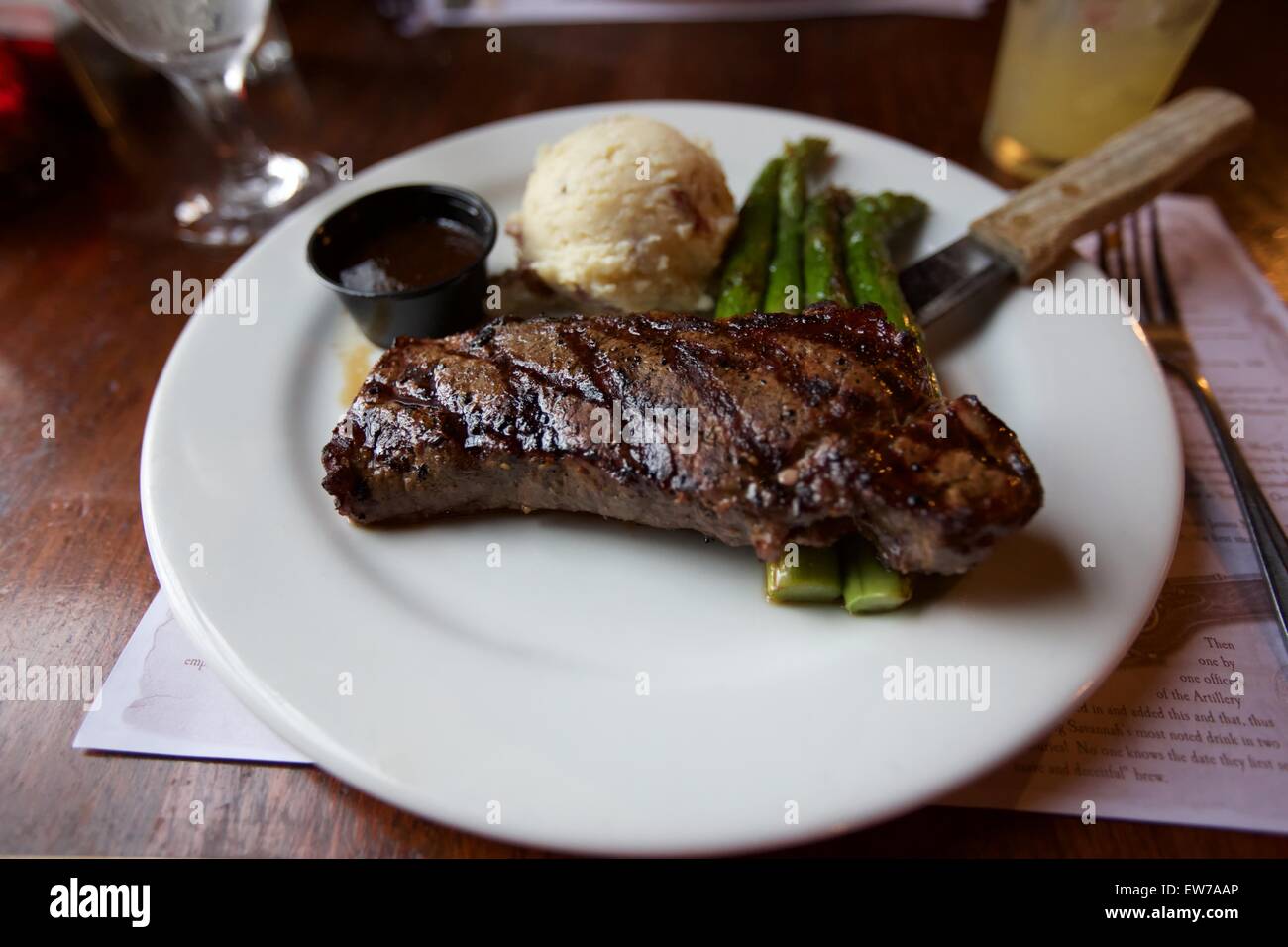 New York Strip Steak im The Pirates House Restaurant in Savannah, Georgia Stockfoto