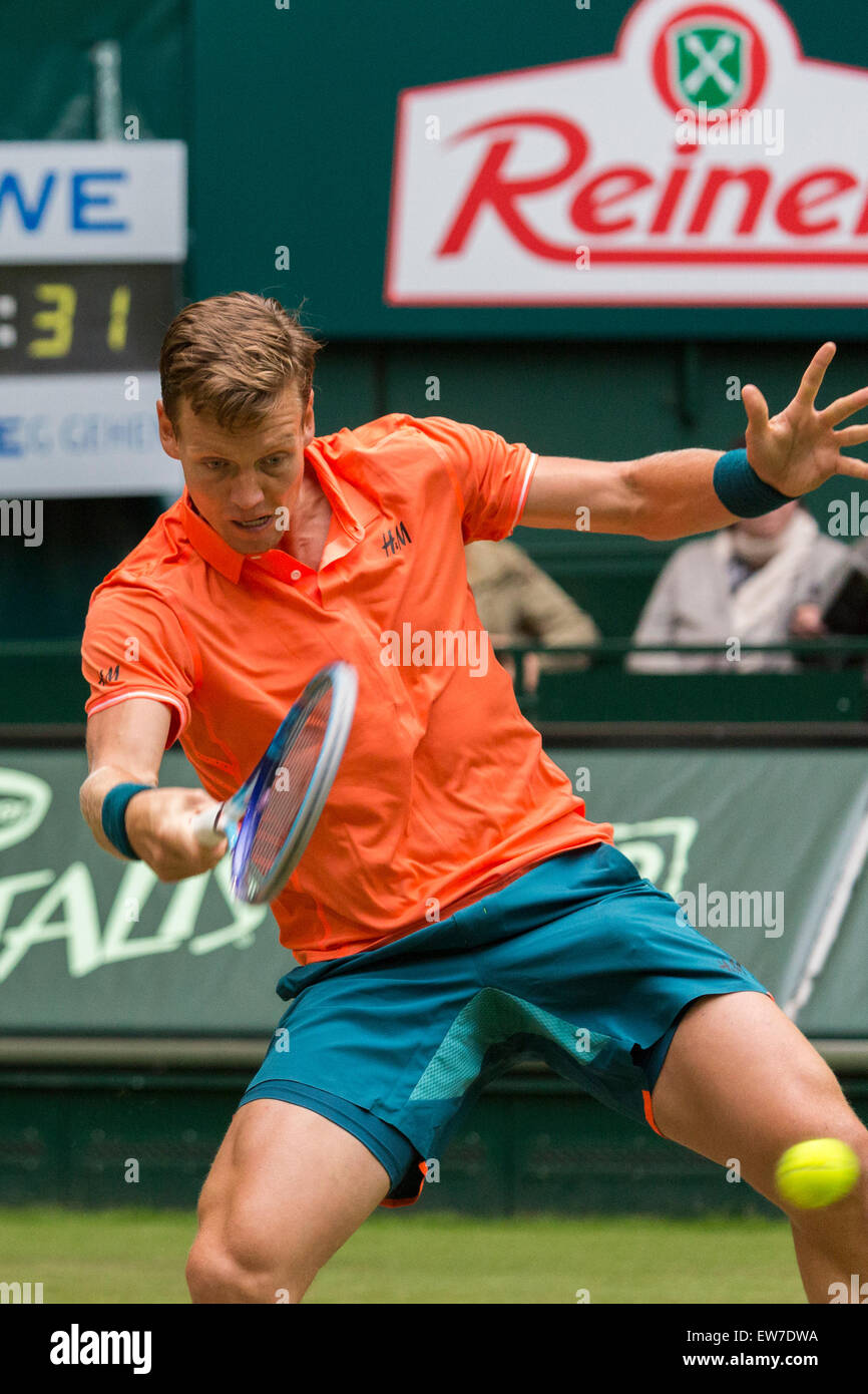 Tomas Berdych (CZE) spielt einen Schuss im Viertelfinale des ATP Gerry Weber Open Tennis Championships in Halle, Deutschland. Stockfoto