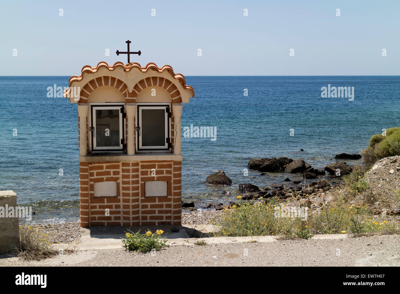 Kleine Kapelle in der Nähe von das Meer in Metoxi auf der Insel Chios, Griechenland Stockfoto
