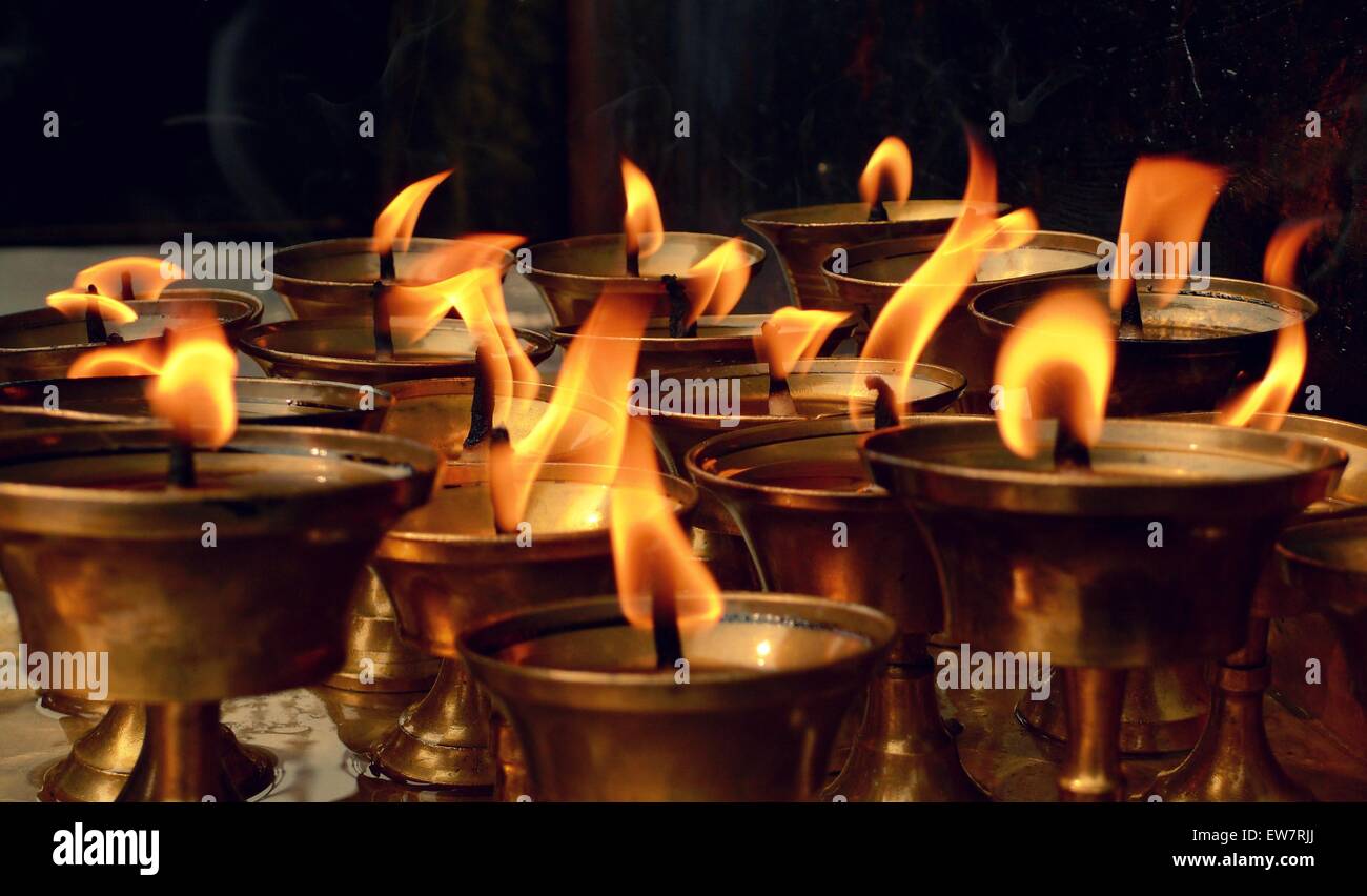 Nahaufnahme des buddhistischen Kerzen Stockfoto