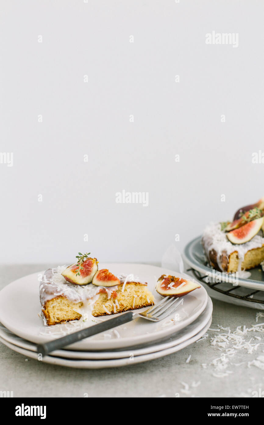 Vanille Schwamm und Feigen Kuchen Stockfoto
