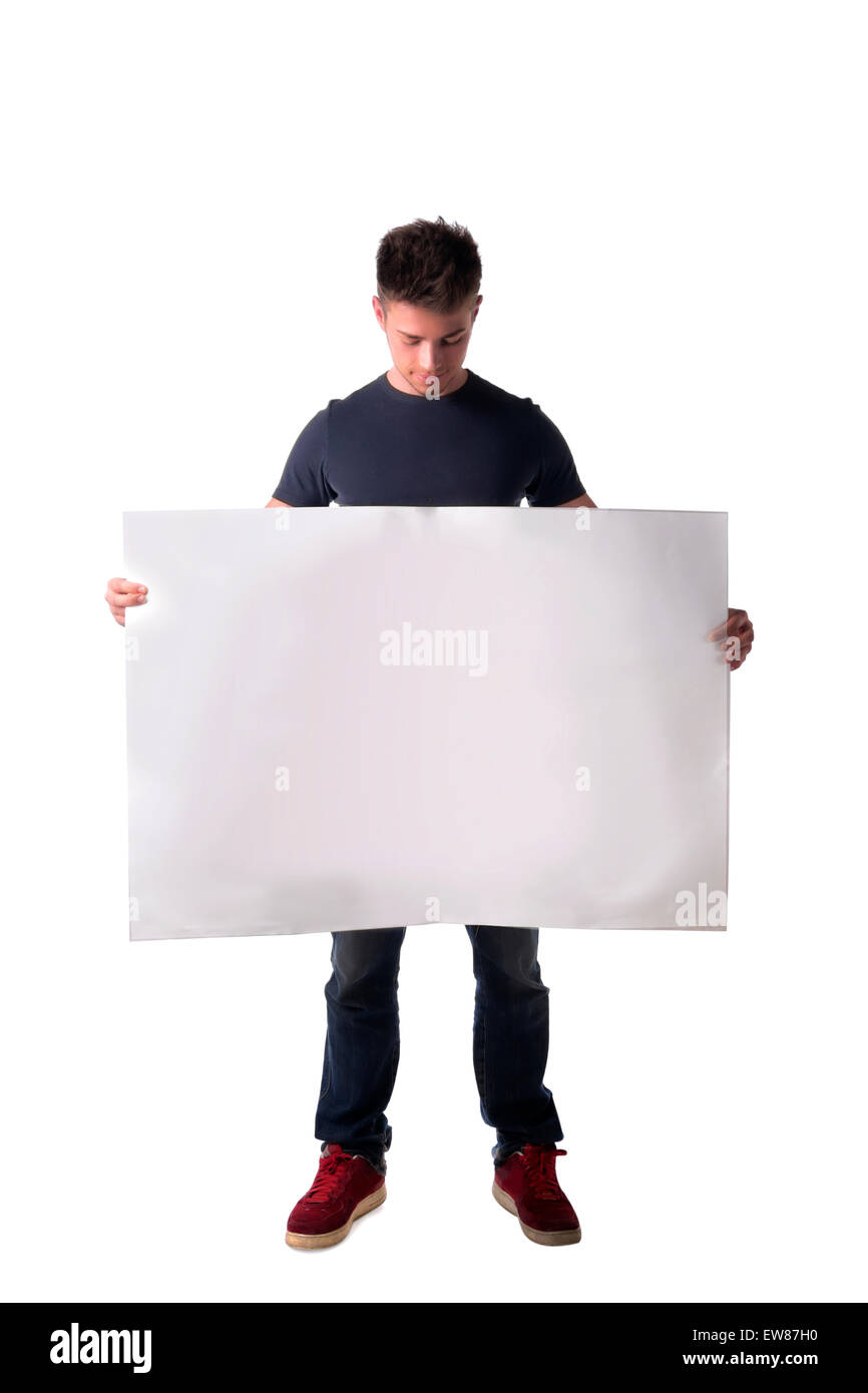 Attraktive junge Mann halten und zeigt leere, leere weiße Tafel, Zeichen oder Papier Blatt Stockfoto