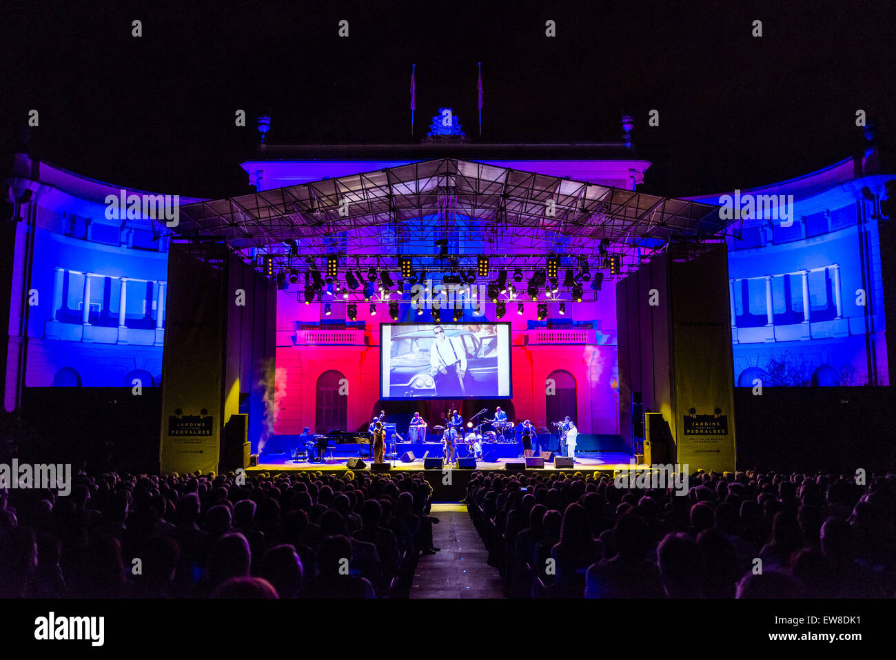 Barcelona, Katalonien, Spanien. 19. Juni 2015. Die "Buena Vista Social Club", Kubas bedeutendsten Orchester, führt live auf der Bühne beim "Pedralbes Music Festival" in Barcelona mit ihren "Adiós Tour" Kredit: Matthias Oesterle/ZUMA Wire/ZUMAPRESS.com/Alamy Live News Stockfoto