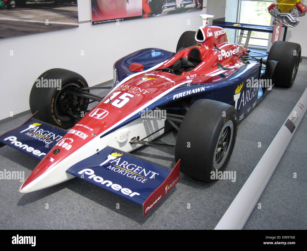 Der Panoz G-Force GF09B von Buddy Rice aus der IndyCar-Saison 2004, ein Hochleistungs-Rennwagen mit offenem Rad, der im Indy 500 zum Einsatz kam. Stockfoto