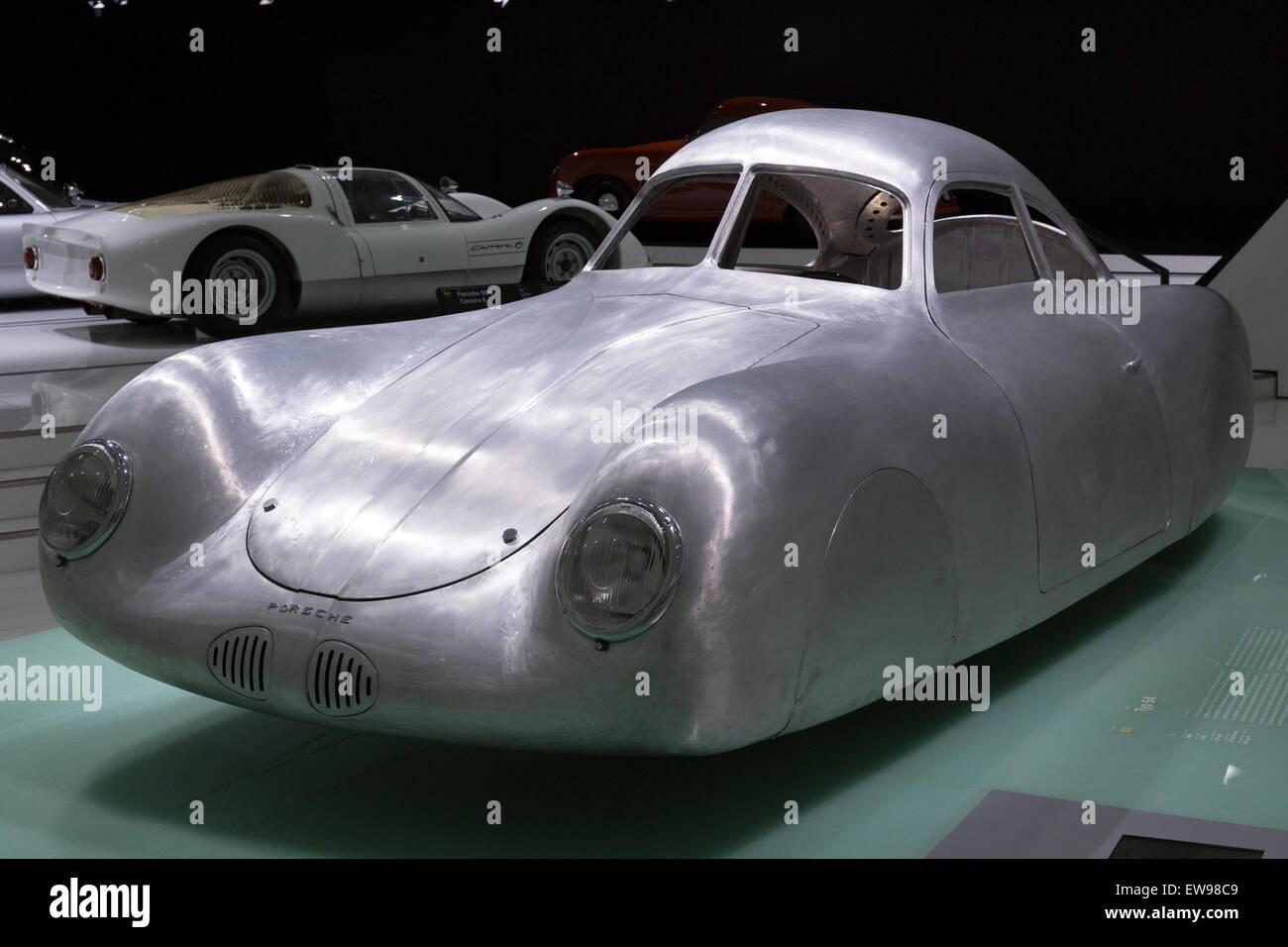 Porsche Typ 64 Körper vorne links Porsche Museum Stockfoto