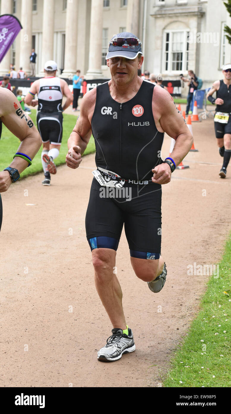 TV-Koch Gordon Ramsey konkurriert in Staffordshire 70.3 Ironman-Wettbewerb. Stockfoto