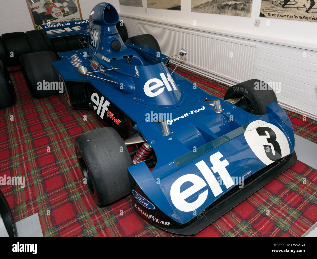 Tyrrell 006 vorne rechts Donington Grand Prix Collection Stockfoto