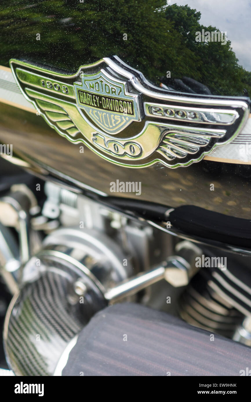 PAAREN IM GLIEN, Deutschland - 23. Mai 2015: Fragment eines Motorrades Harley-Davidson. Die Oldtimer-Show im MAFZ. Stockfoto