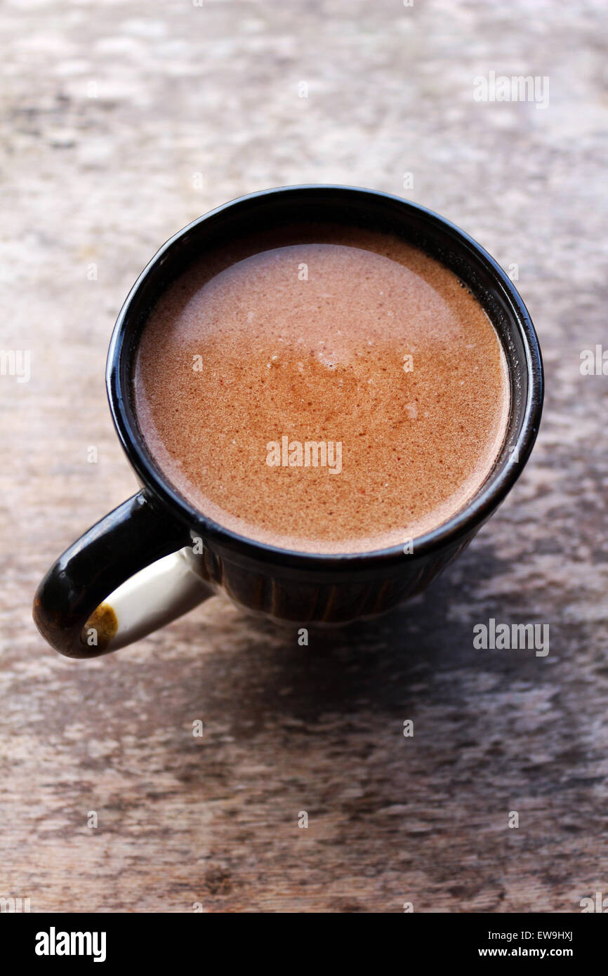 Kakao-Tee in einer Tasse Stockfoto