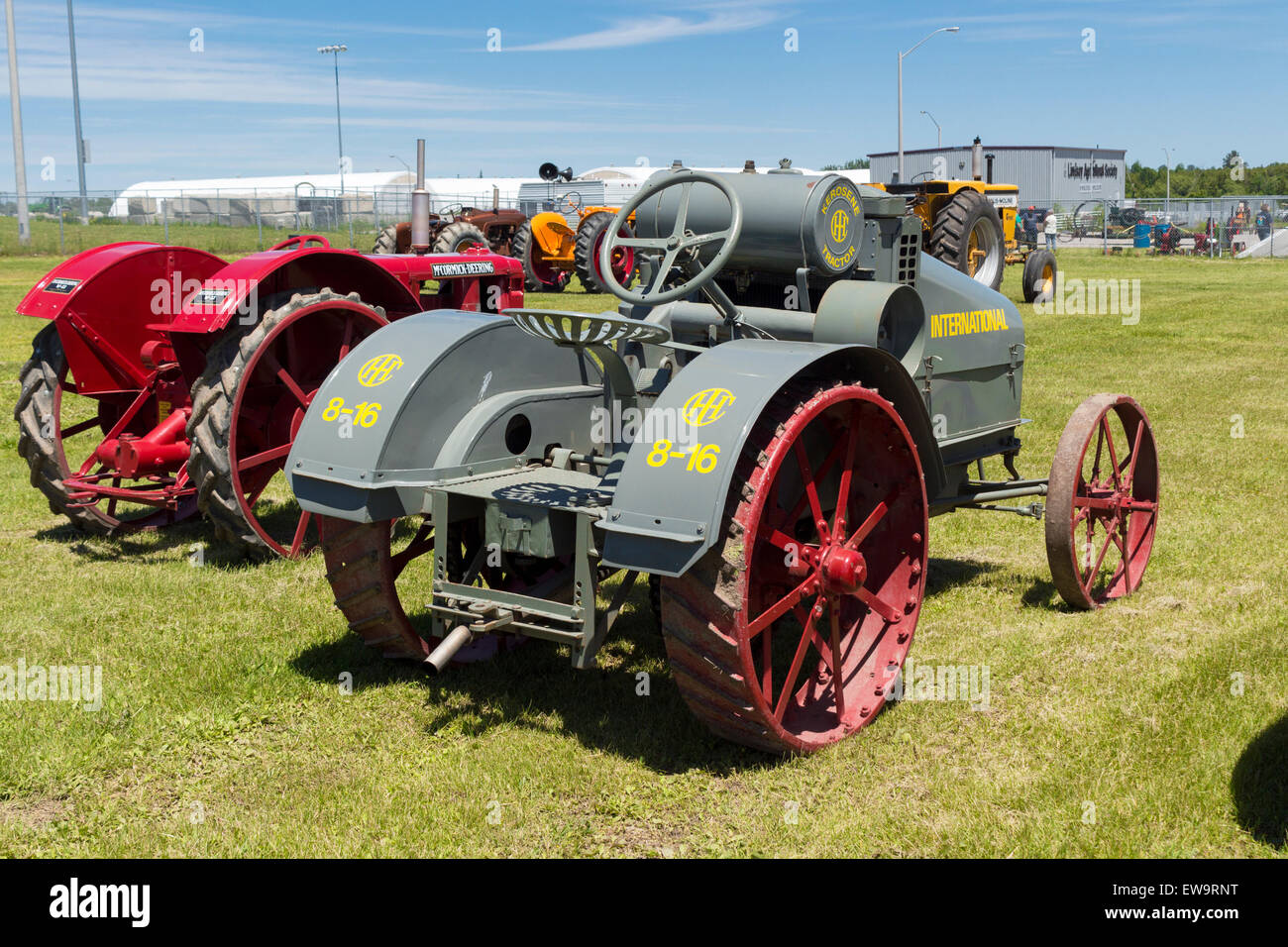 International Harvester 8-16 Kerosin Traktor. 1917-1922 auf antiken Power Show in Lindsay Ontario Stockfoto