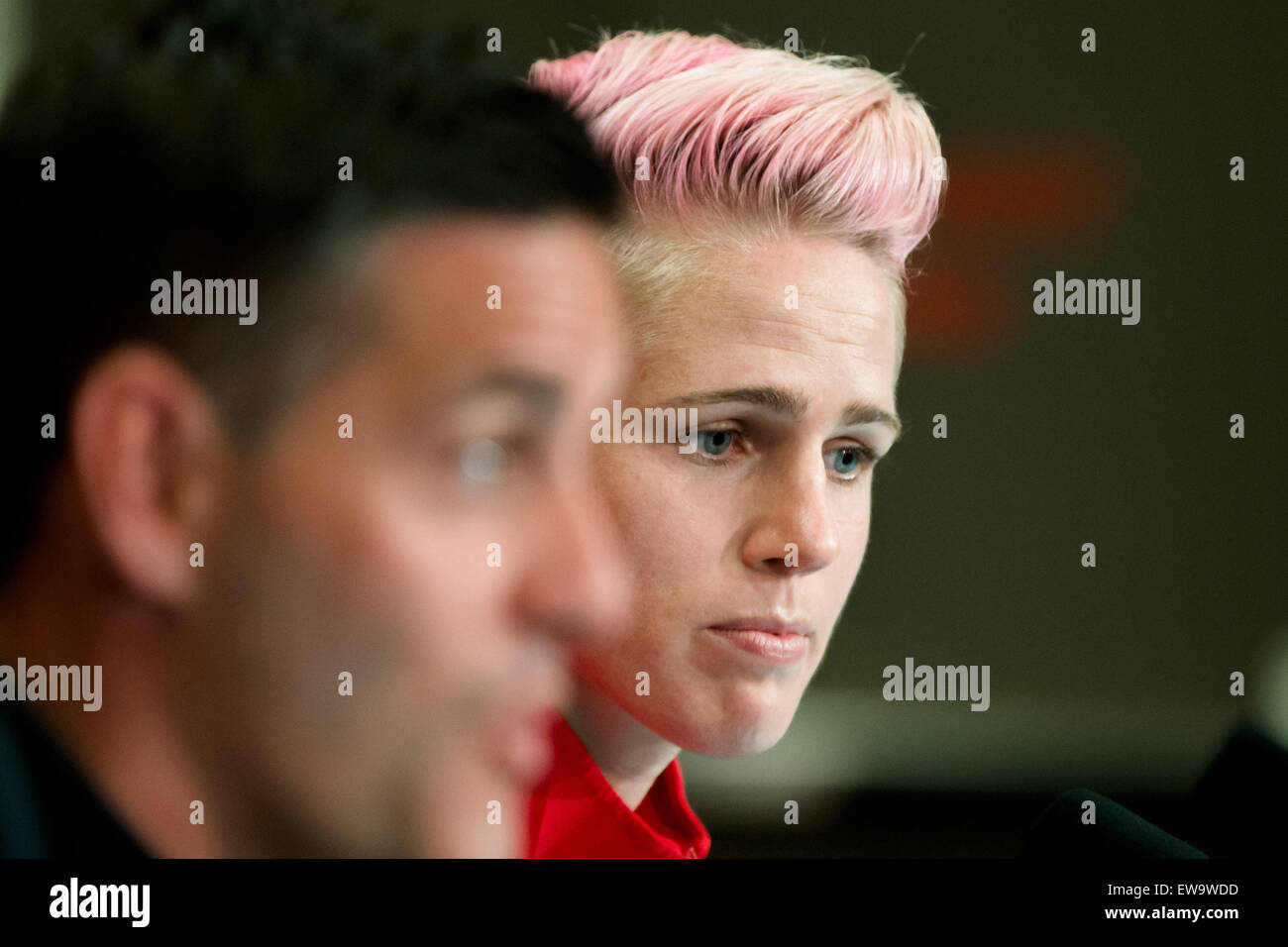 Vancouver, Kanada. 20. Juni 2015. Sophie SCHMIDT von Kanada auf einer Pressekonferenz vor eine Runde 16 Spiel zwischen Kanada und der Schweiz bei der FIFA Frauen WM Kanada 2015 im BC Place Stadium am 21. Juni 2015 in Vancouver, Kanada. Sydney Low/Cal-Sport-Medien. Bildnachweis: Csm/Alamy Live-Nachrichten Stockfoto