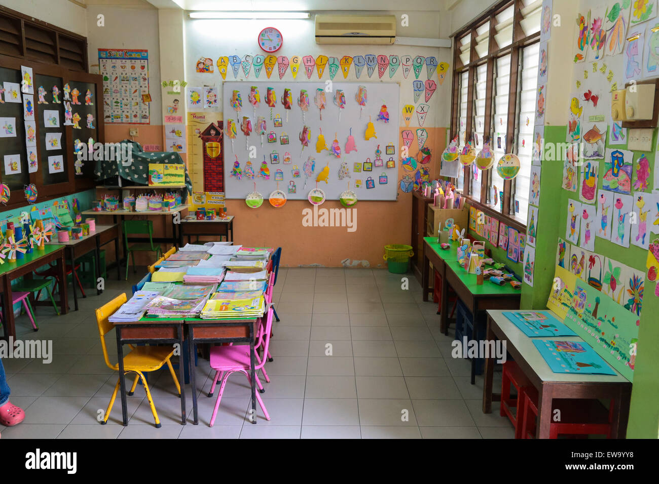 Kindergarten-Kunst und Handwerk-Klassenzimmer. Stockfoto