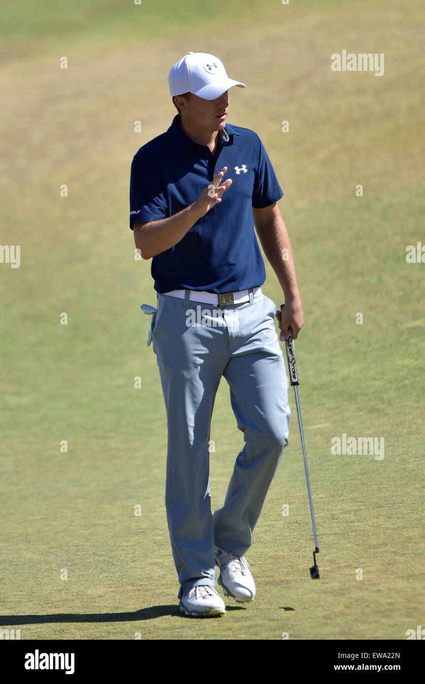 19 Juni, 2015.Jordan Spieth in Runde 2 bei den US Open in Kammern Bay, Ort, Washington University. George Holland/Cal-Sport-Medien. Stockfoto