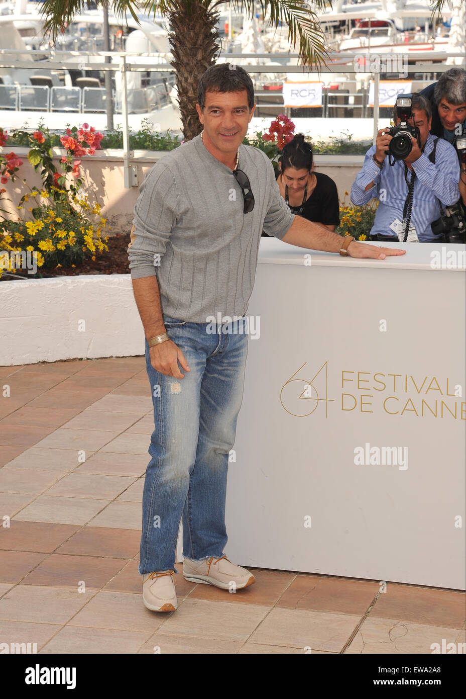 CANNES, Frankreich - 19. Mai 2011: Antonio Banderas in der Fototermin für seinen neuen Film "The Skin ich lebe In" die steht im Wettbewerb auf dem 64. Festival de Cannes. Stockfoto