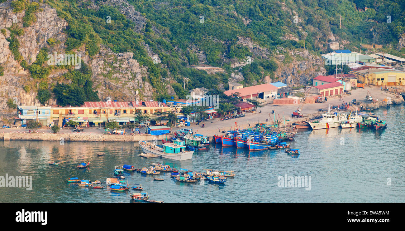 Asiatischen Hafen in Halong Bay Stockfoto