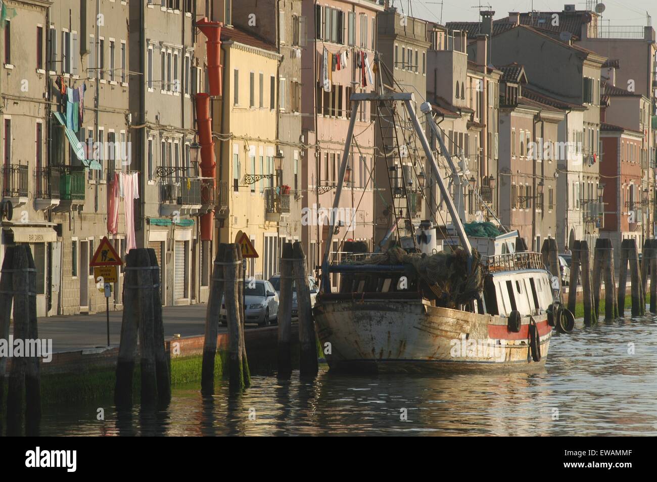 Landeplatz der Angelboote/Fischerboote in Chioggia, Lagunenstadt südlich von Venedig (Italien) Stockfoto
