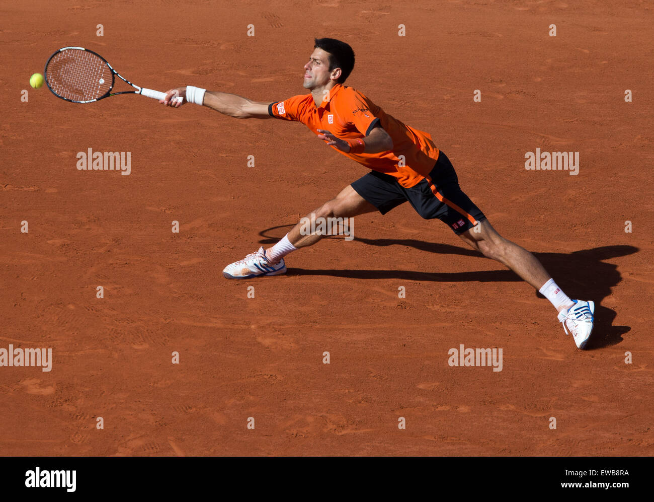 Novak Djokovic (SRB) in Aktion an der Französisch Open 2015 Stockfoto