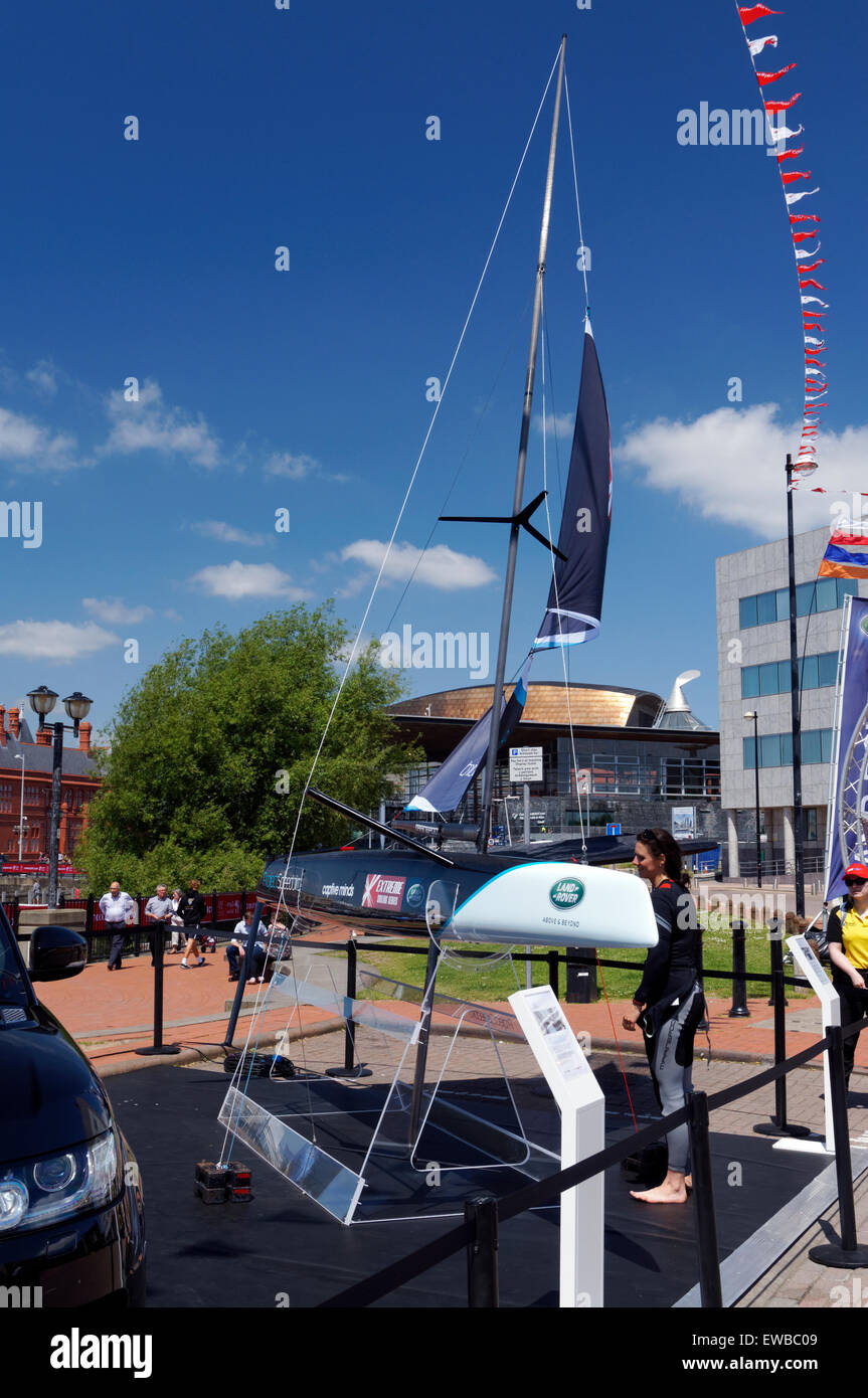 Hannah White Projekt Speedbird Boot, Extreme Sailing Event, Bucht von Cardiff, Cardiff, Wales, UK. Stockfoto