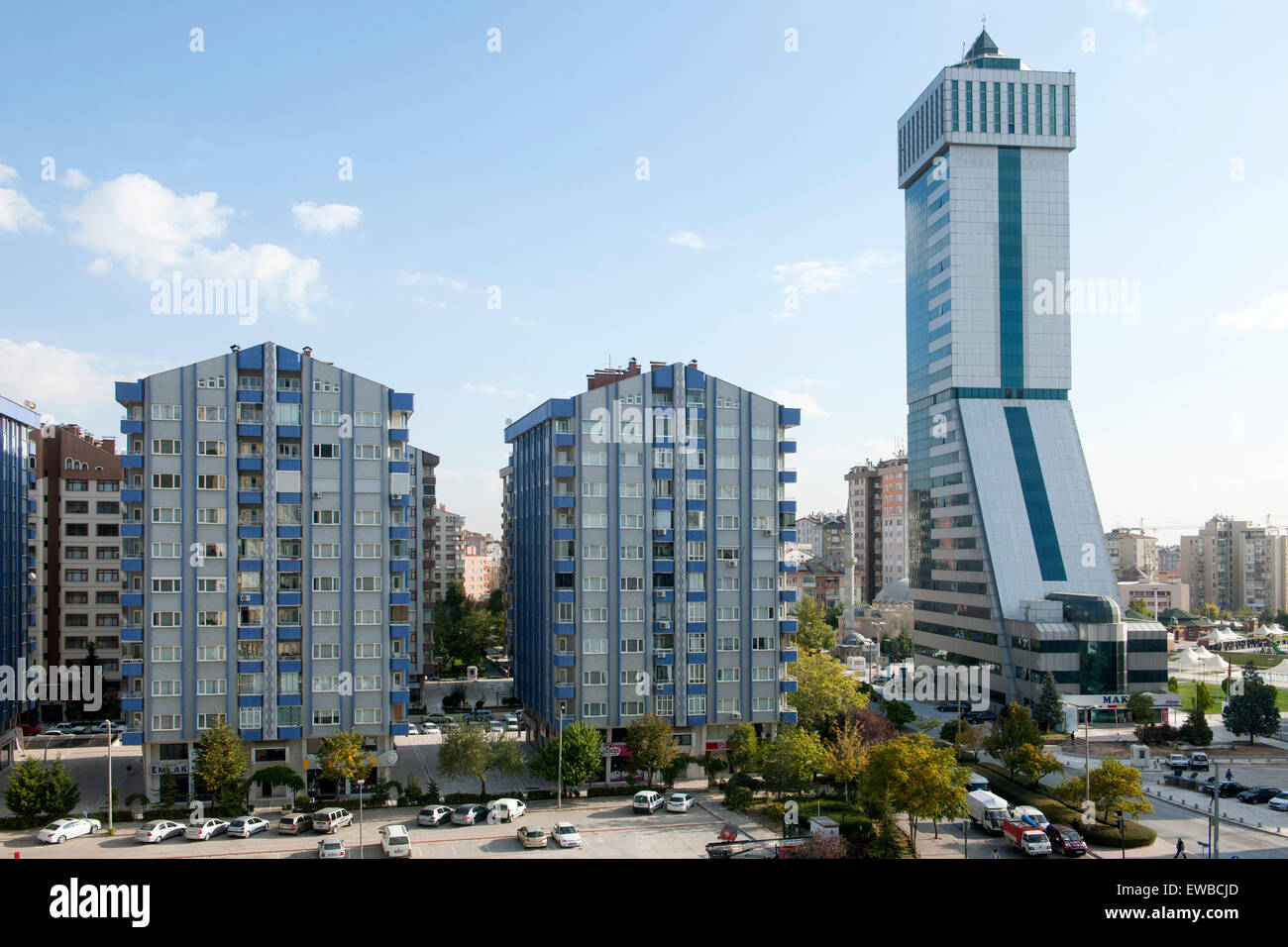 Ägypten, Konya, Turm des Dedeman Konya Hotel & Convention Center (Rechts) Stockfoto