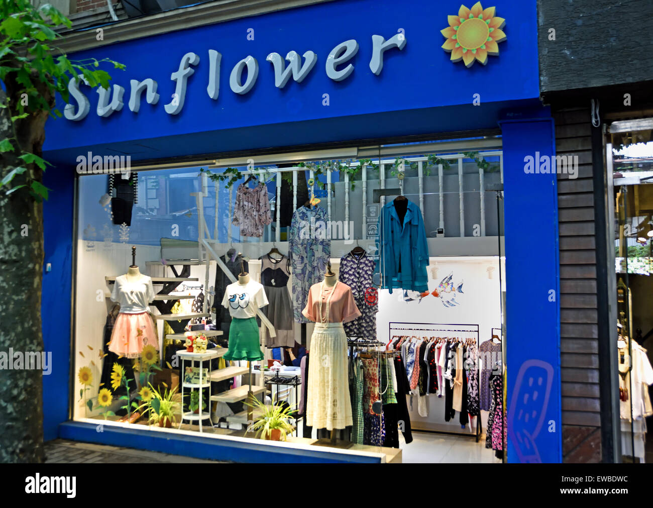 Sonnenblume-Fashion-Store Boutique Shanghai China Chinesisch (Französische Konzession) Stockfoto