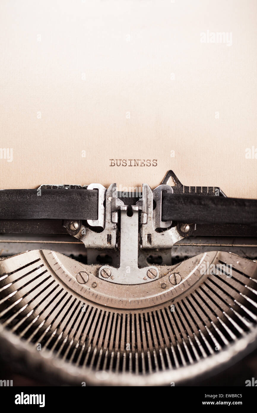 Detail der Retro-Schreibmaschine mit Botschaft Stockfoto