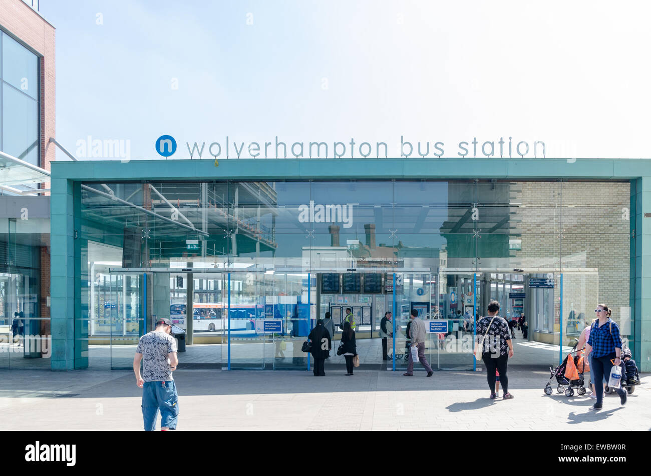 Eingang zu den neuen Busbahnhof von Wolverhampton Stockfoto