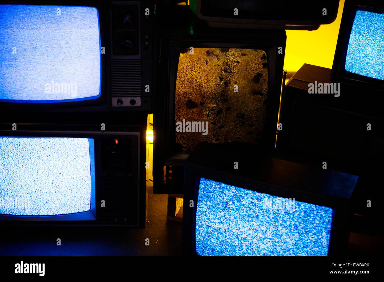 Alte Fernseher zeigt statische. Stockfoto