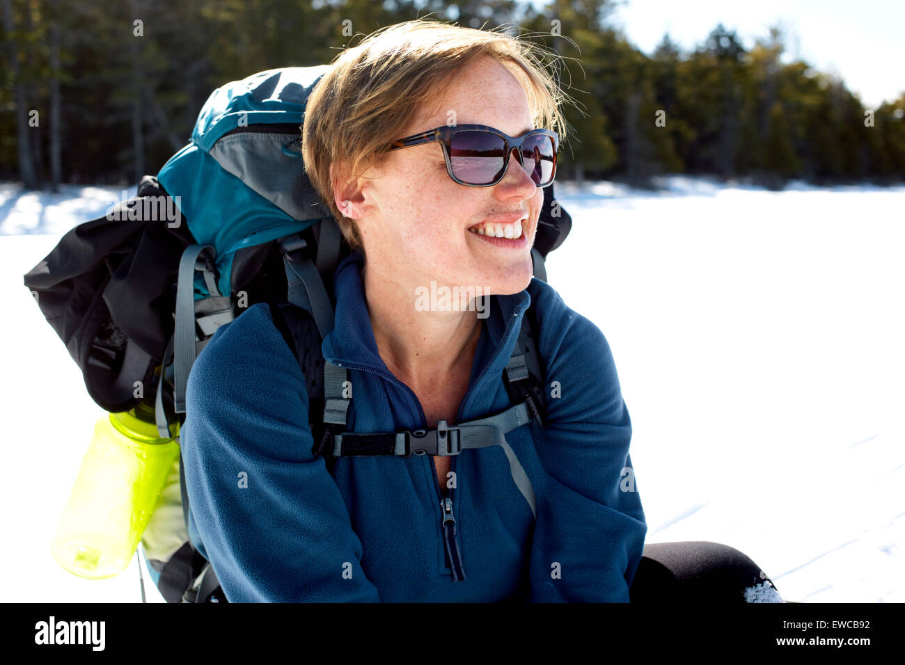 Ein Frauen, die in einer Ansicht beim Wandern Stockfoto