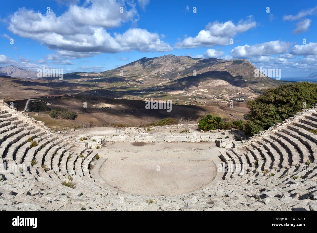 Panorama der antiken griechischen Theater von Segesta, Sizilien Stockfoto