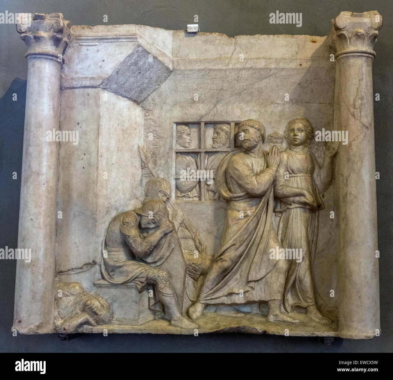 Relief, veröffentlicht St. Peter aus dem Gefängnis von Luca della Robbia, Bargello Museum, Florenz, Italien Stockfoto