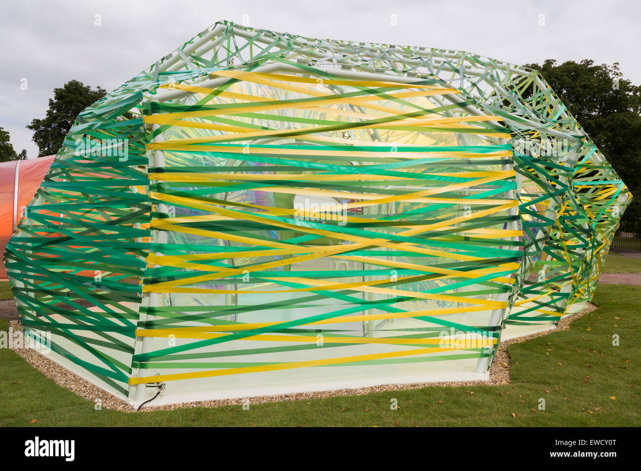 50+ Pavillon Im Garten Der Serpentine Gallery, Seit 2000 nehmen an
